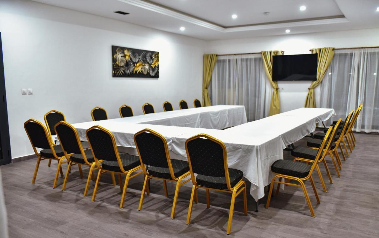 Robert'S Hotel Abidjan Eksteriør billede