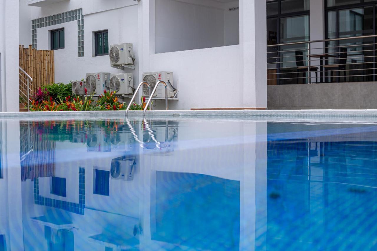 Robert'S Hotel Abidjan Eksteriør billede