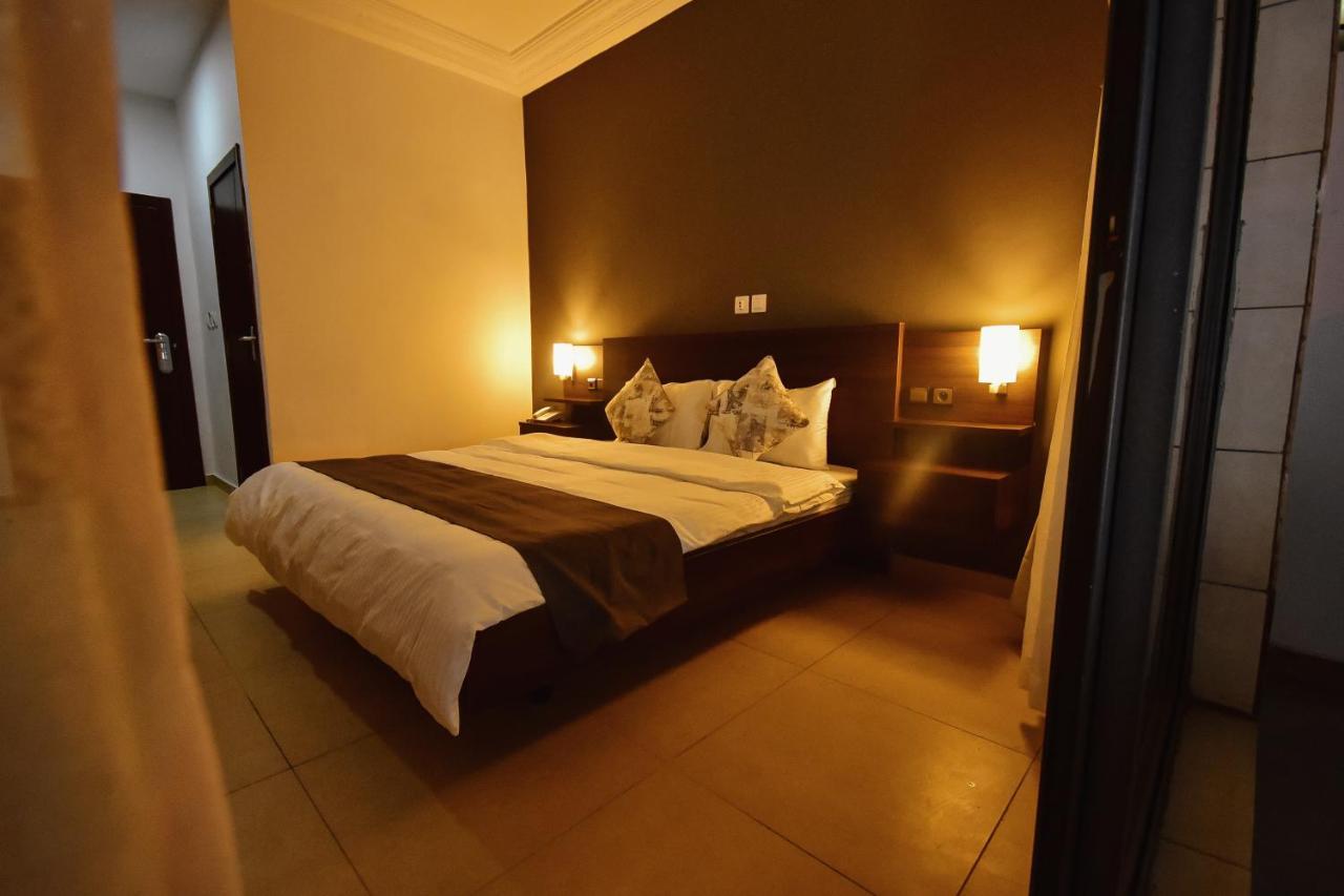 Robert'S Hotel Abidjan Eksteriør billede